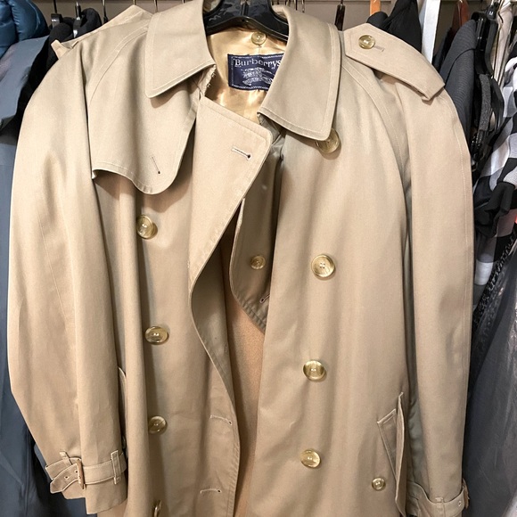Vintage Tan Burberry Jacket - Medium